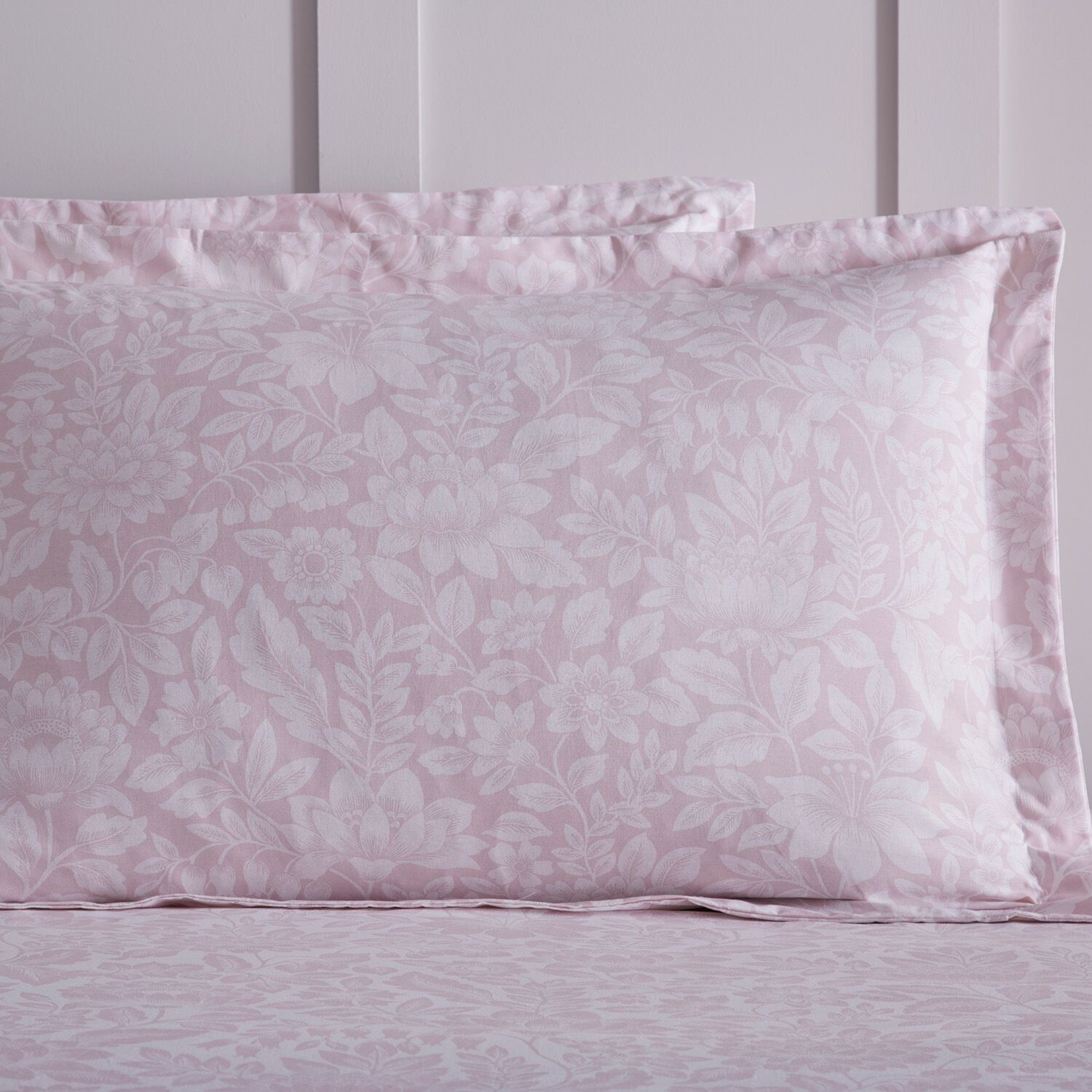 Nicole Day Clarisse Oxford Pillowcase Pair