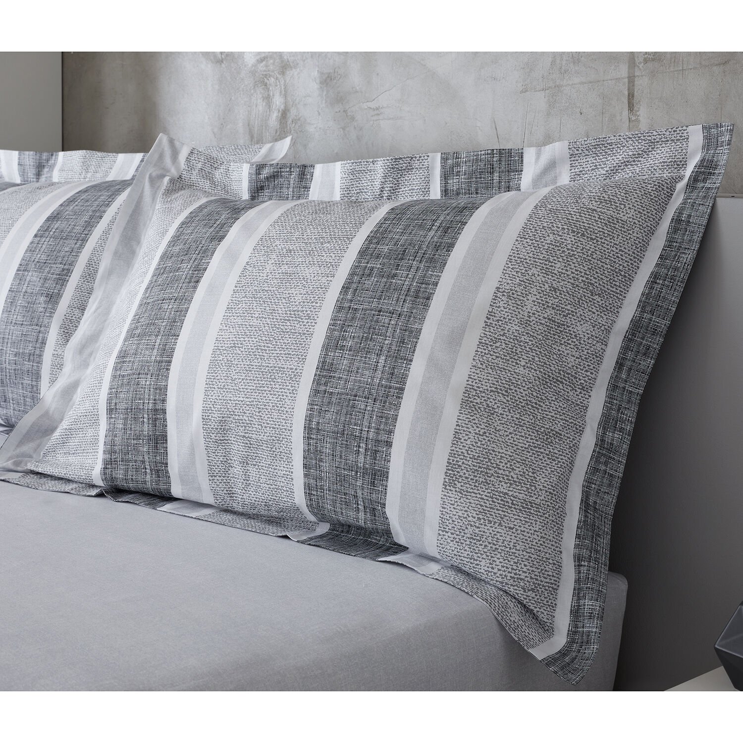 Nicole Day Ronan Oxford Pillowcase Pair