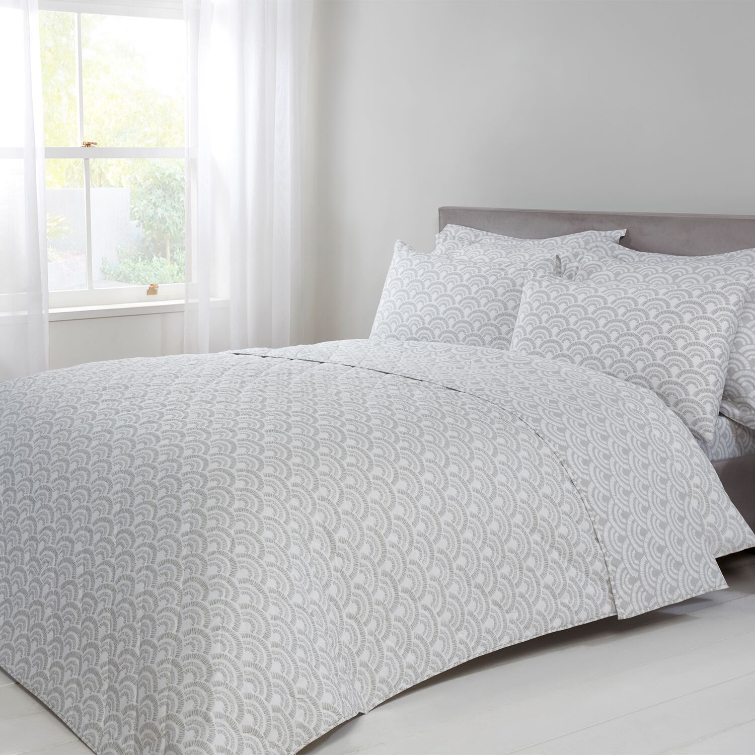 Nicole Day Sakura Bedspread 200cm x 220cm - Grey