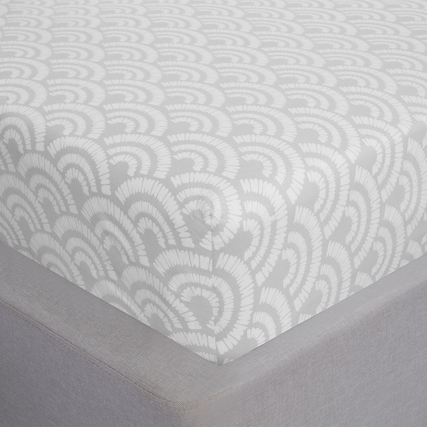 SAKURA Double Fitted Sheet
