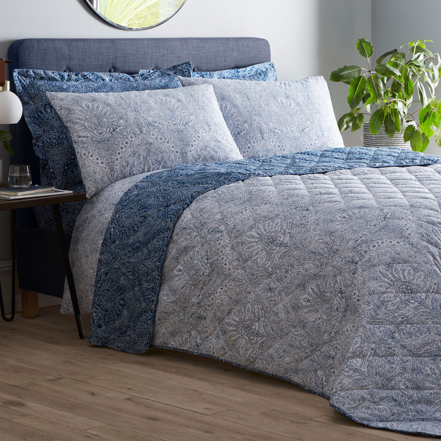 Nicole Day Tess Bedspread 200cm x 220cm - Navy