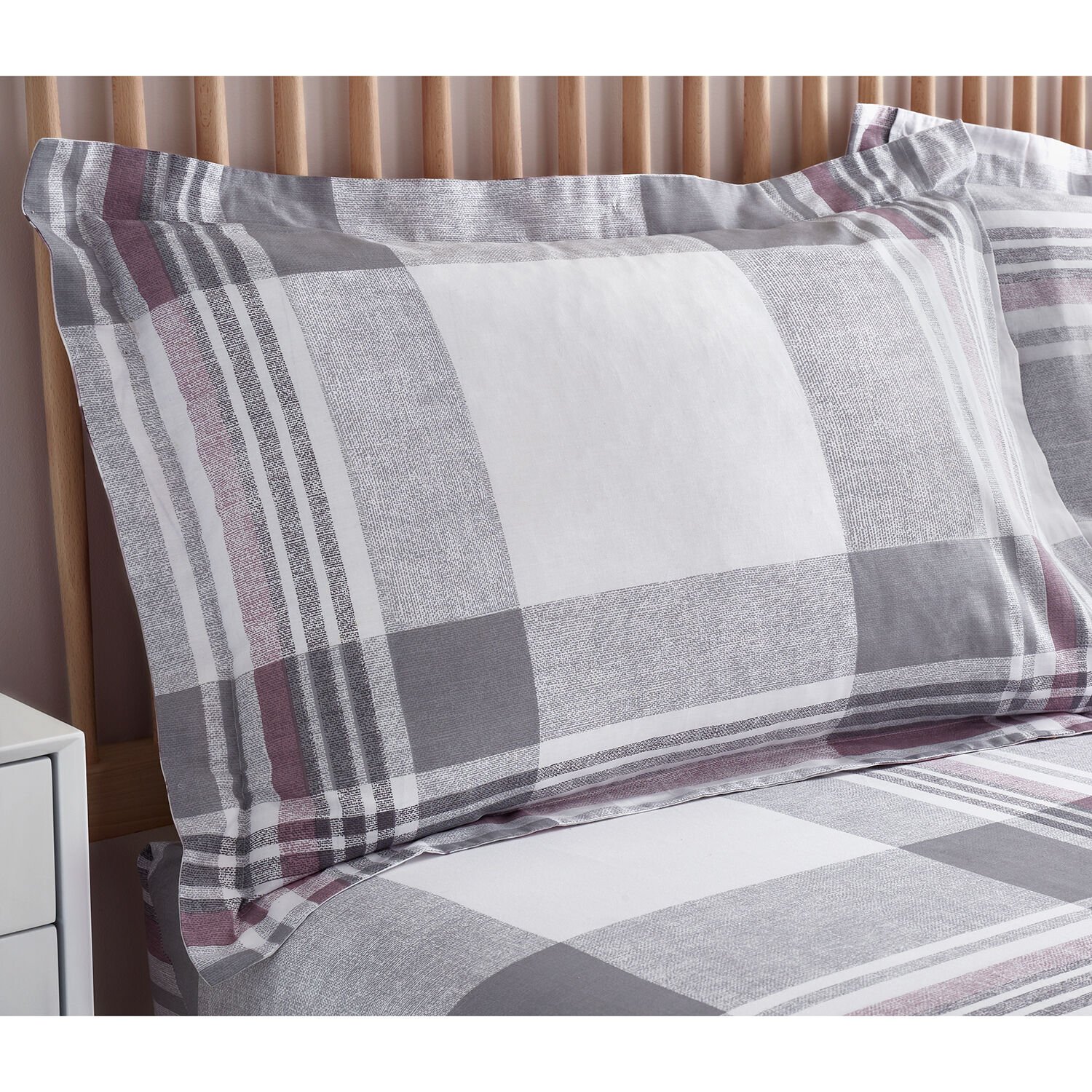 Nicole Day Thea Oxford Pillowcase Pair