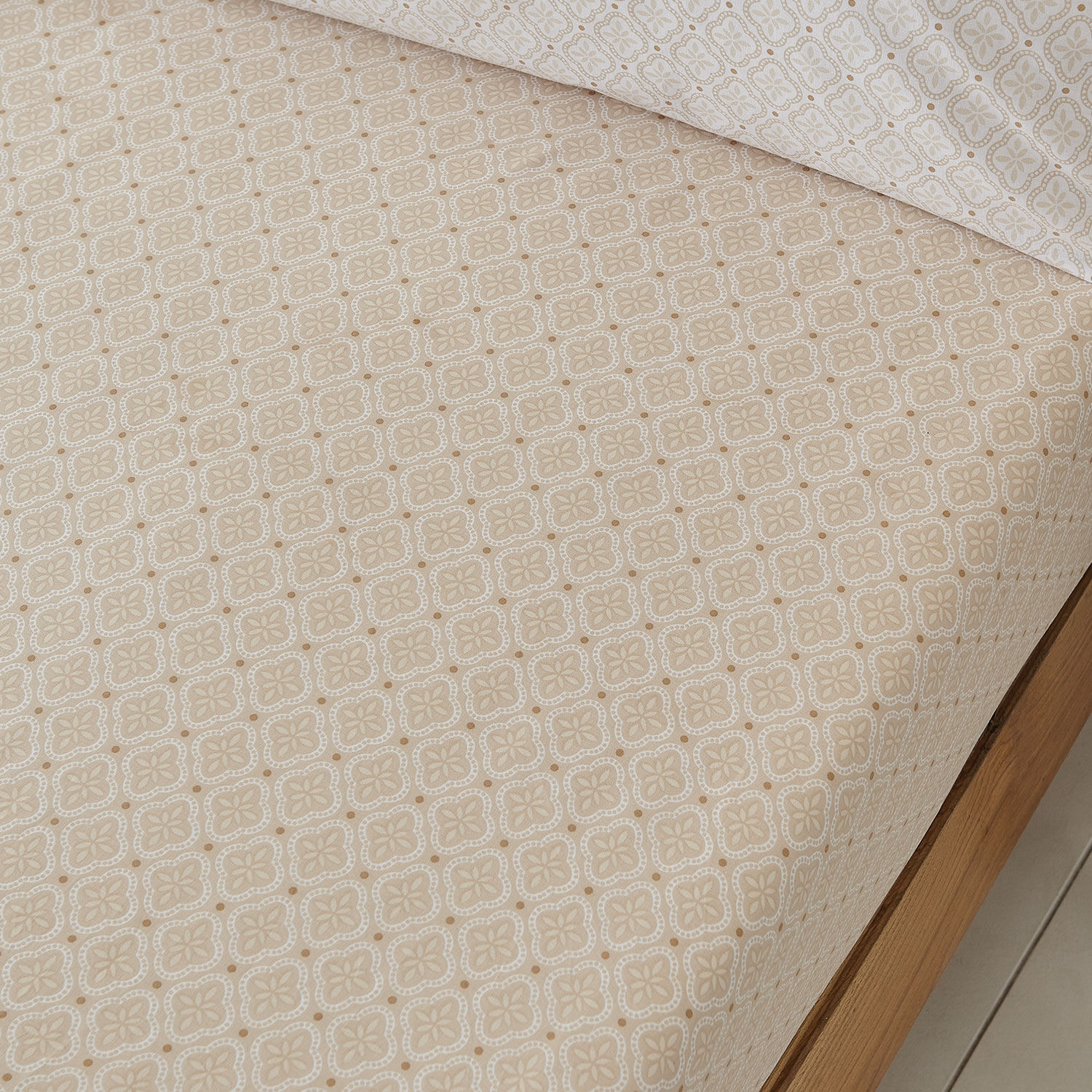 VIENNA King Fitted Sheet