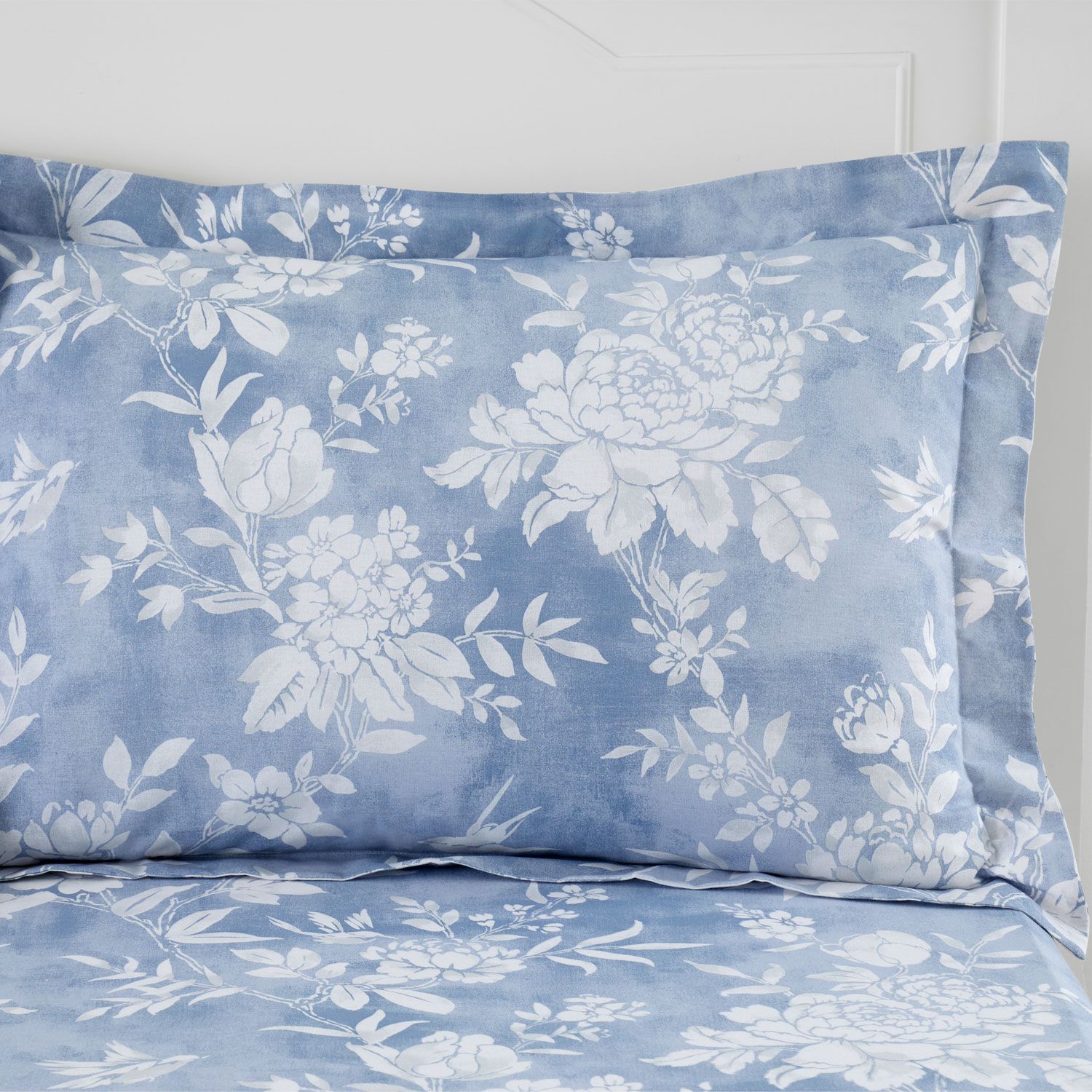 Priscilla Oxford Pillowcase Pair - Chambray