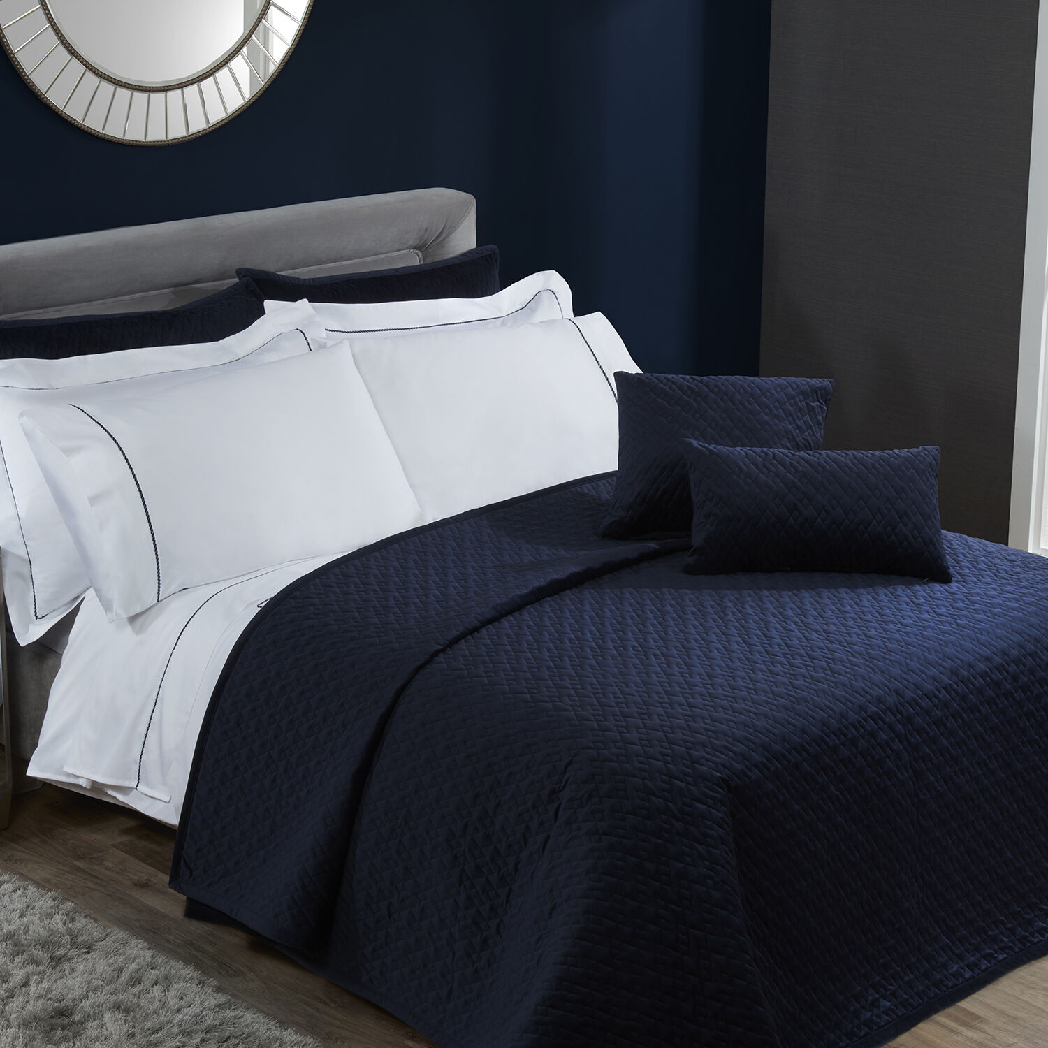 Quilted Hotel Velvet Bedspread - Navy