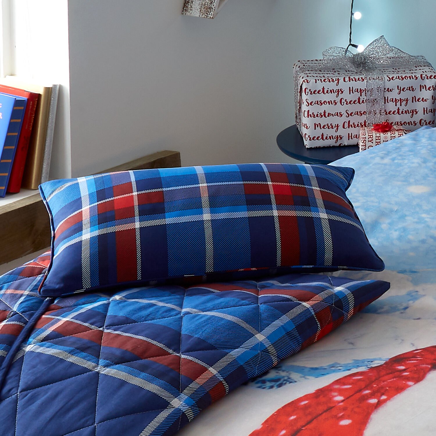 Snowman Check Cushion 30 x 50cm