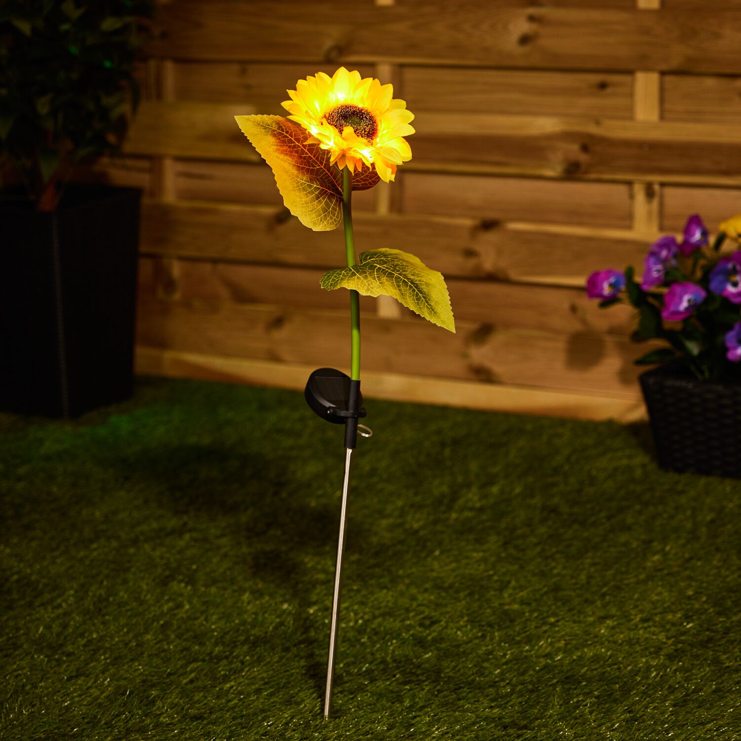 Sunflower Solar Garden Light