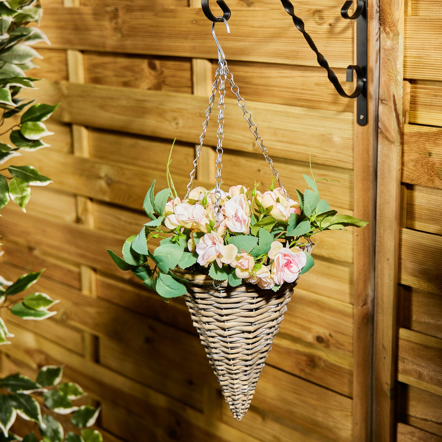 Wall Hanging Flower Basket Pink