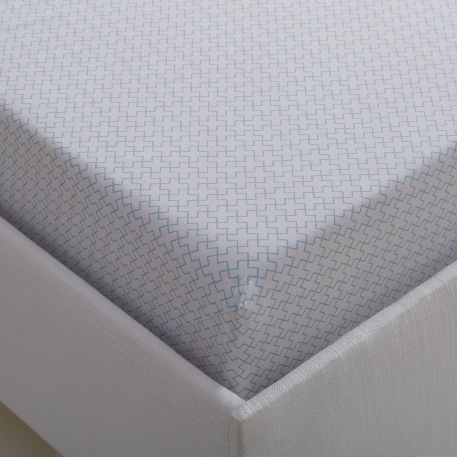 WAVERLY Super King Fitted Sheet